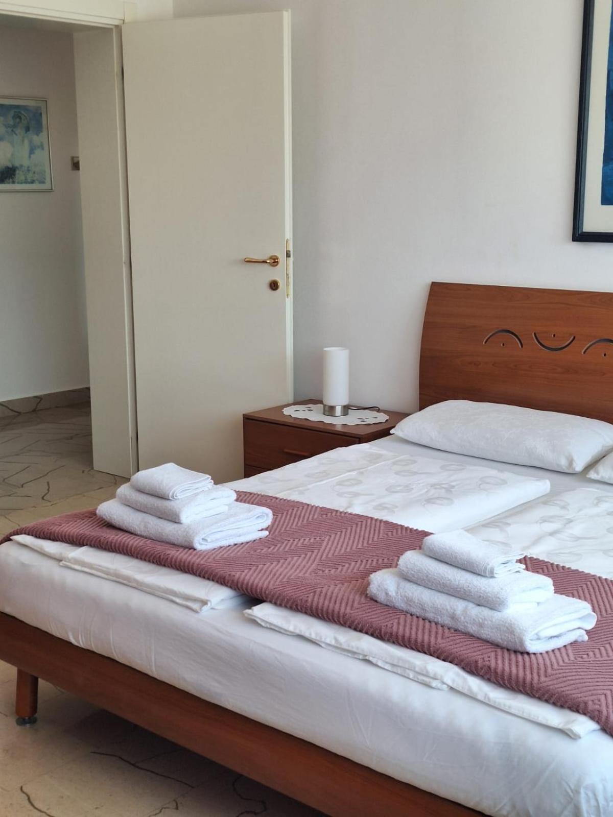 Villa Kamelija Fažana Екстериор снимка